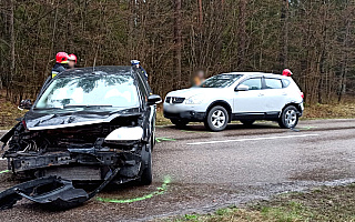 Wypadek w Butrynach. Uszkodzone zostały trzy samochody
